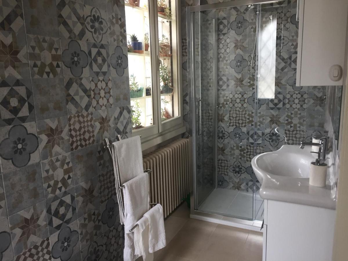 B&B La Villa Mediterranea Passirano Luaran gambar