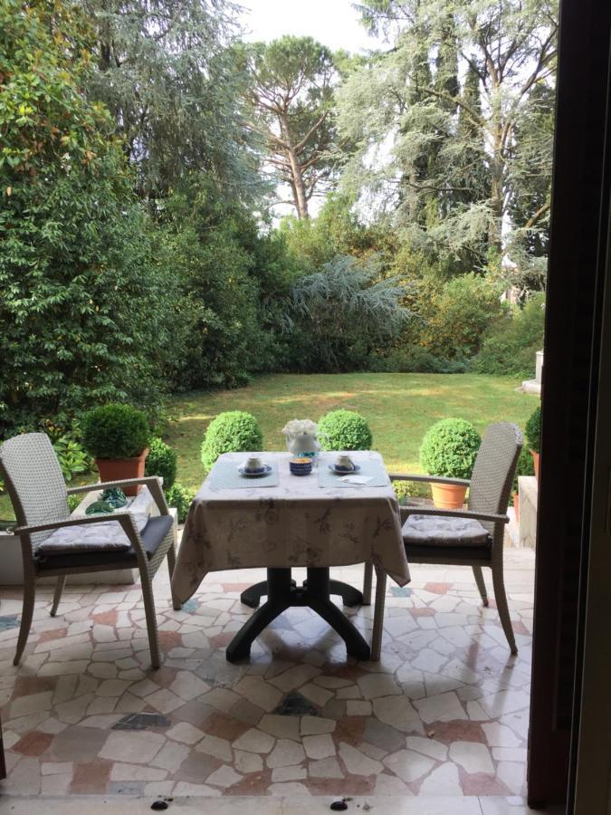 B&B La Villa Mediterranea Passirano Luaran gambar