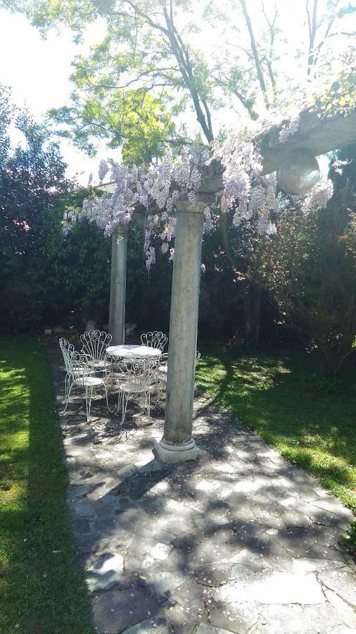 B&B La Villa Mediterranea Passirano Luaran gambar